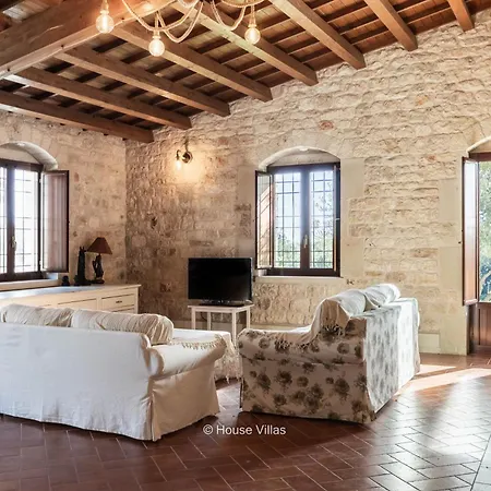 House & - Fidalma Noto