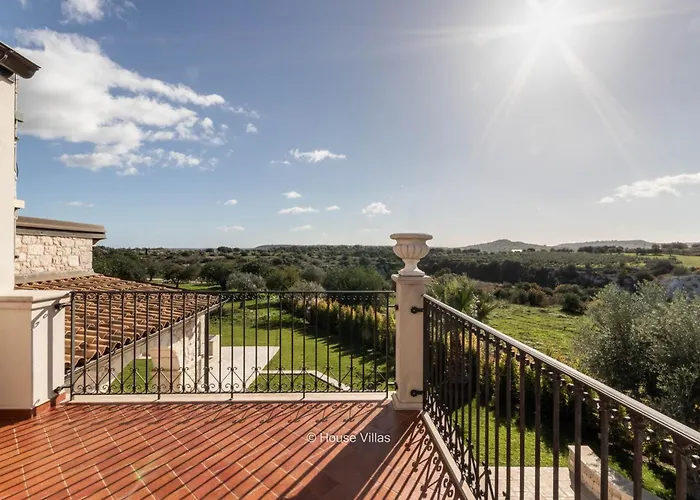 Hotel House & - Fidalma 4*